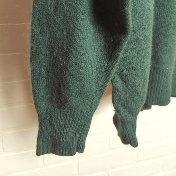 Vintage Sweater - Picture 4 of 8